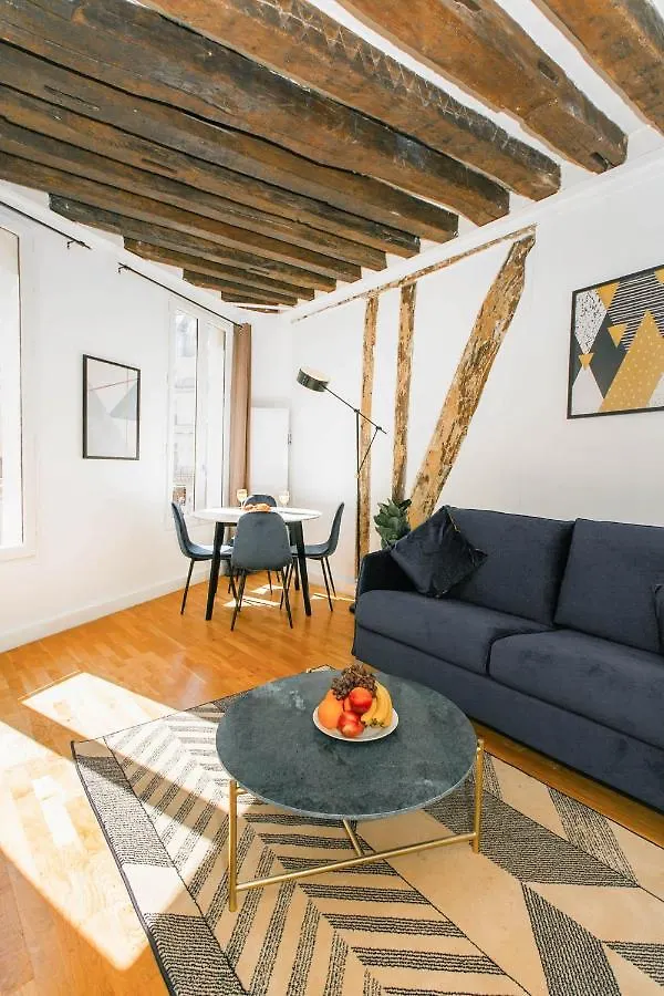 Louvre & Rivoli - City Apartment Paris