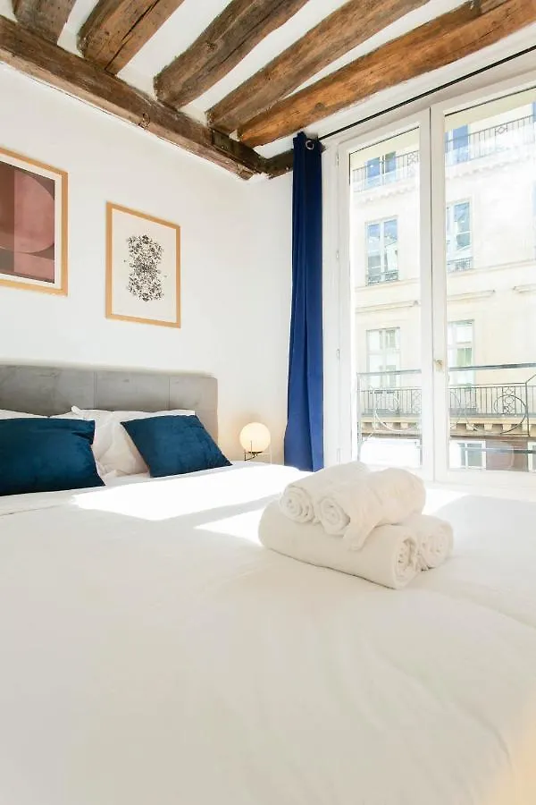 Louvre & Rivoli - City Apartment Paris
