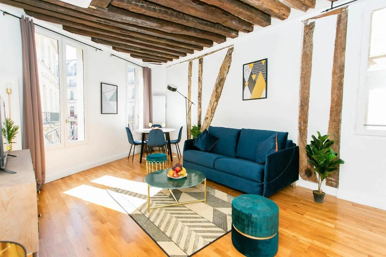 Louvre & Rivoli - City Apartment Paris