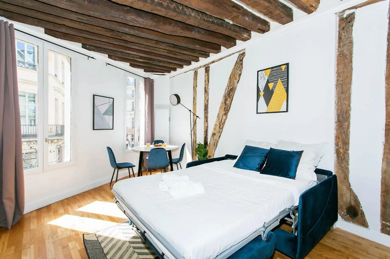 Louvre & Rivoli - City Apartment Paris